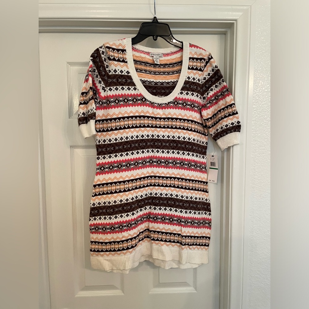 Cute NWT short sleeve sweater